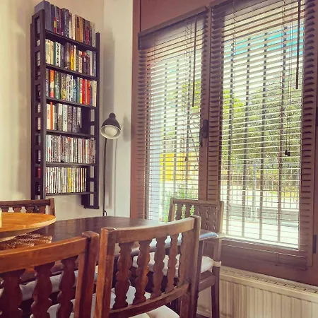 Mas Blau Munt By Host&joy Willa